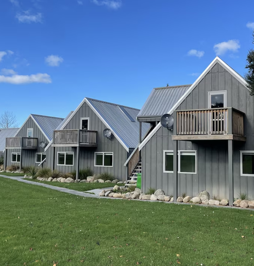 Restoration of Pudding Hill Lodge and Chalets